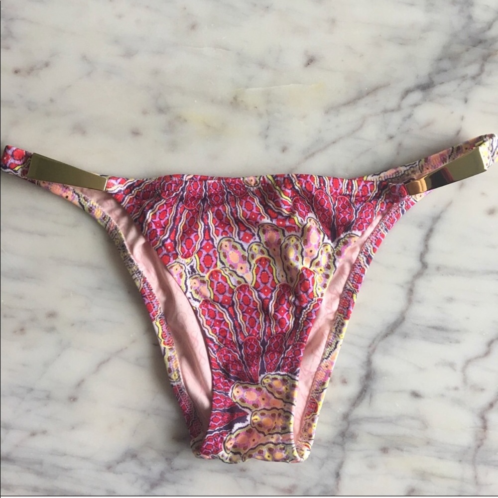 NWOT Vs Brazilian Bikini Bottom